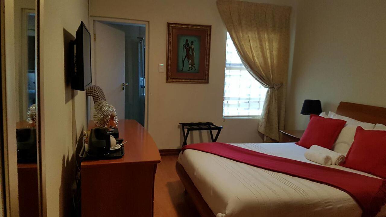 Lily White Guest House Centurion Zewnętrze zdjęcie