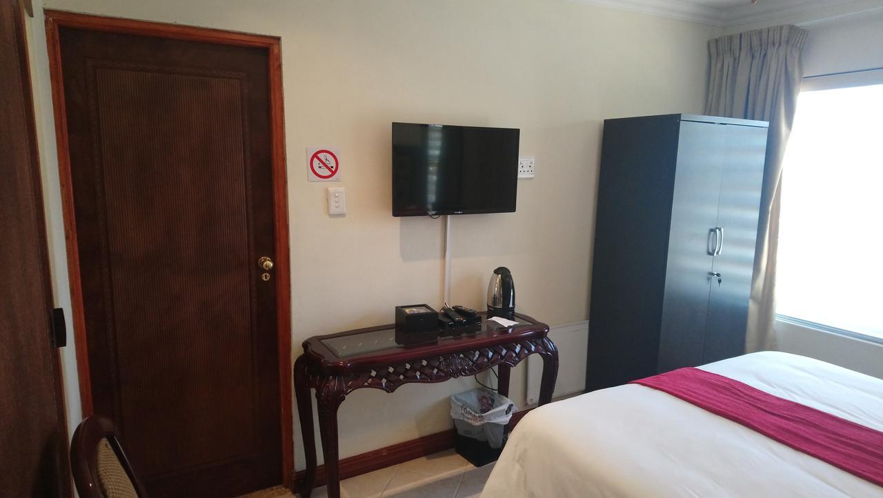 Lily White Guest House Centurion Zewnętrze zdjęcie